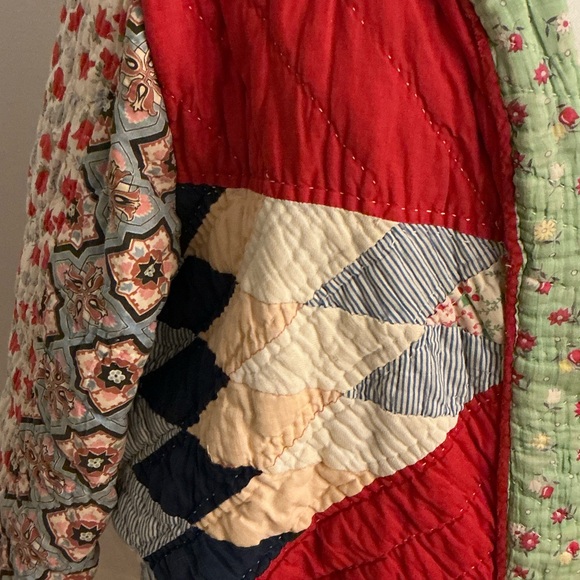 Vintage Multicolor Quilted Coat made from a vintage quilt. One of a kind - Picture 4 of 5